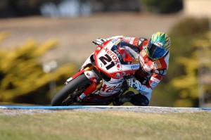 World Ducati Drag Race Rossi beffato da Bayliss