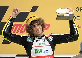 Simoncelli-Honda, MotoGp dal 2010. Vale Rossi: "Ha fatto bene"