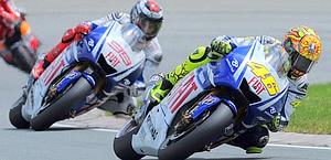 Yamaha MotoGp, Valentino Rossi e Jorge Lorenzo pronti a darsele di santa ragione