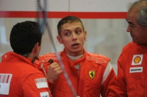 MotoGp, Rossi: "Schumi out, la Ferrari non mi ha contattato"