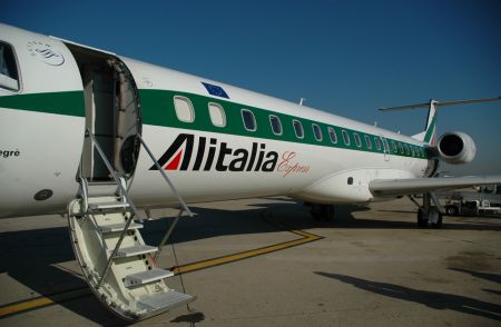 Aprilia, Alitalia nuovo sponsor