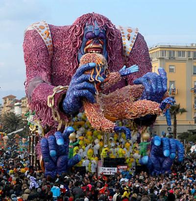 Motoraduno 21^ edizione del Carnevale Città di Viareggio