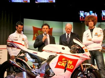 A Milano la presentazione del team San Carlo Honda Gresini
