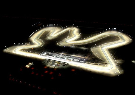 GP del Qatar: La pista di Losail è viscida, i piloti perdono la sfida per anticipare la partenza