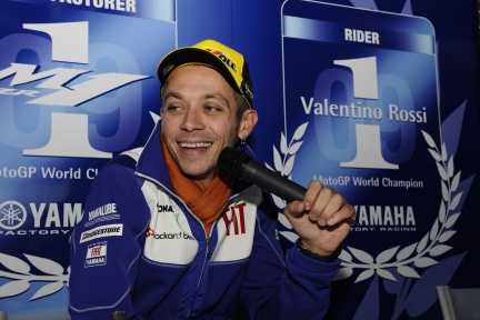 Moto Gp, Yamaha: Rossi deve decidere il suo destino. Restare o andare in Ducati