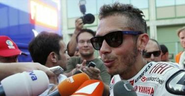 Moto Gp, Rossi pronto a tornare al Sachserning. Brivio parla del futuro: "Vorremmo restasse alla Yamaha"