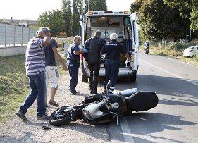 Ducati, Diavel conferma i dubbi, incidente durante un test, ma nessun graffio