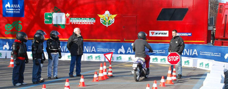 Ania Campus 2010, 8 città coinvolte per insegnare ai giovani la guida dei ciclomotori