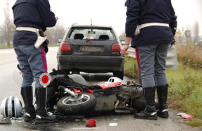Asaps, 80% degli incidenti in moto si verifica in città, la soluzione ideale ristrutturare l'asfalto 
