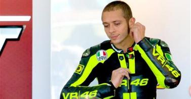 MotoGp, Valentino Rossi toglie i punti: é pronto per la riabilitazione