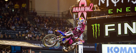 Ama Supercross, James Stewart concede il bis in California