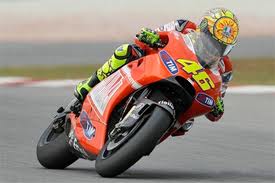 MotoGp, Rossi a Sepang: "Soddisfatto, ma per la spalla perdo 3 decimi"