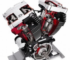 Harley Davidson, nuovo motore Screaming Eagle SE120R su pista, al prezzo di 6647 Euro