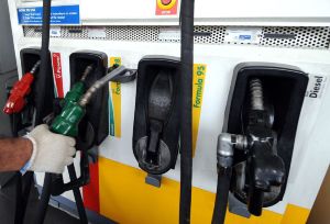 Accise carburante addizionale in dieci regioni d'Italia