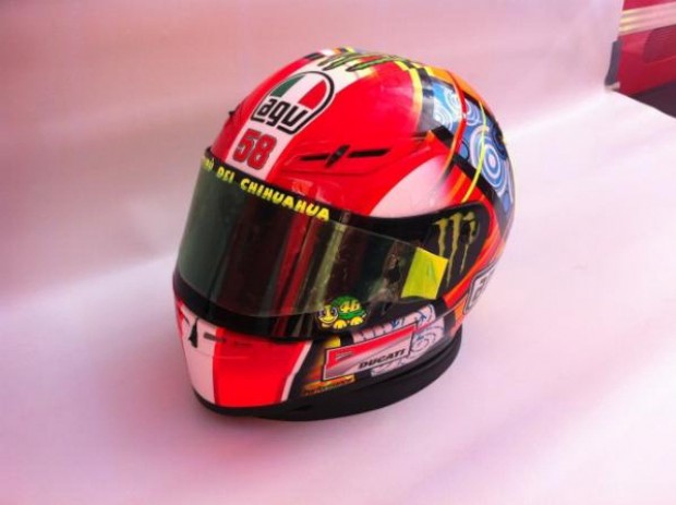 MotoGP Valencia FOTO casco Valentino Rossi per Simoncelli