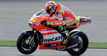 MotoGp, Rossi soddisfatto dopo i primi test. "Questa moto migliore della 800"
