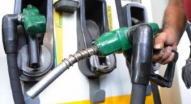 Prezzo carburante 17 luglio 2012, raffica di aumenti