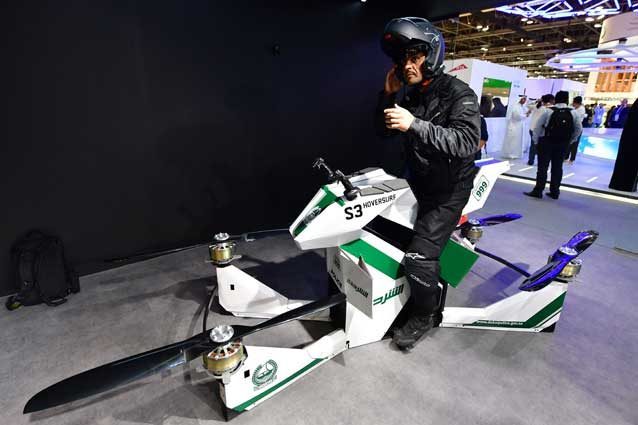 Polizia di Dubai, è stata presentata la prima moto volante!
